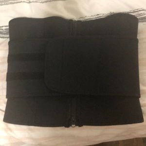 Waist trainer